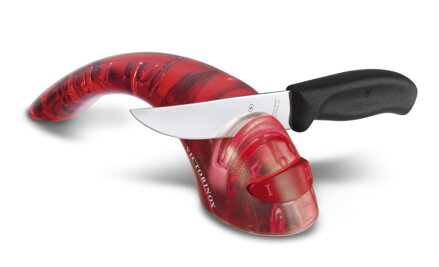 Ostřič nožů Victorinox s keramickým mechanismem červený